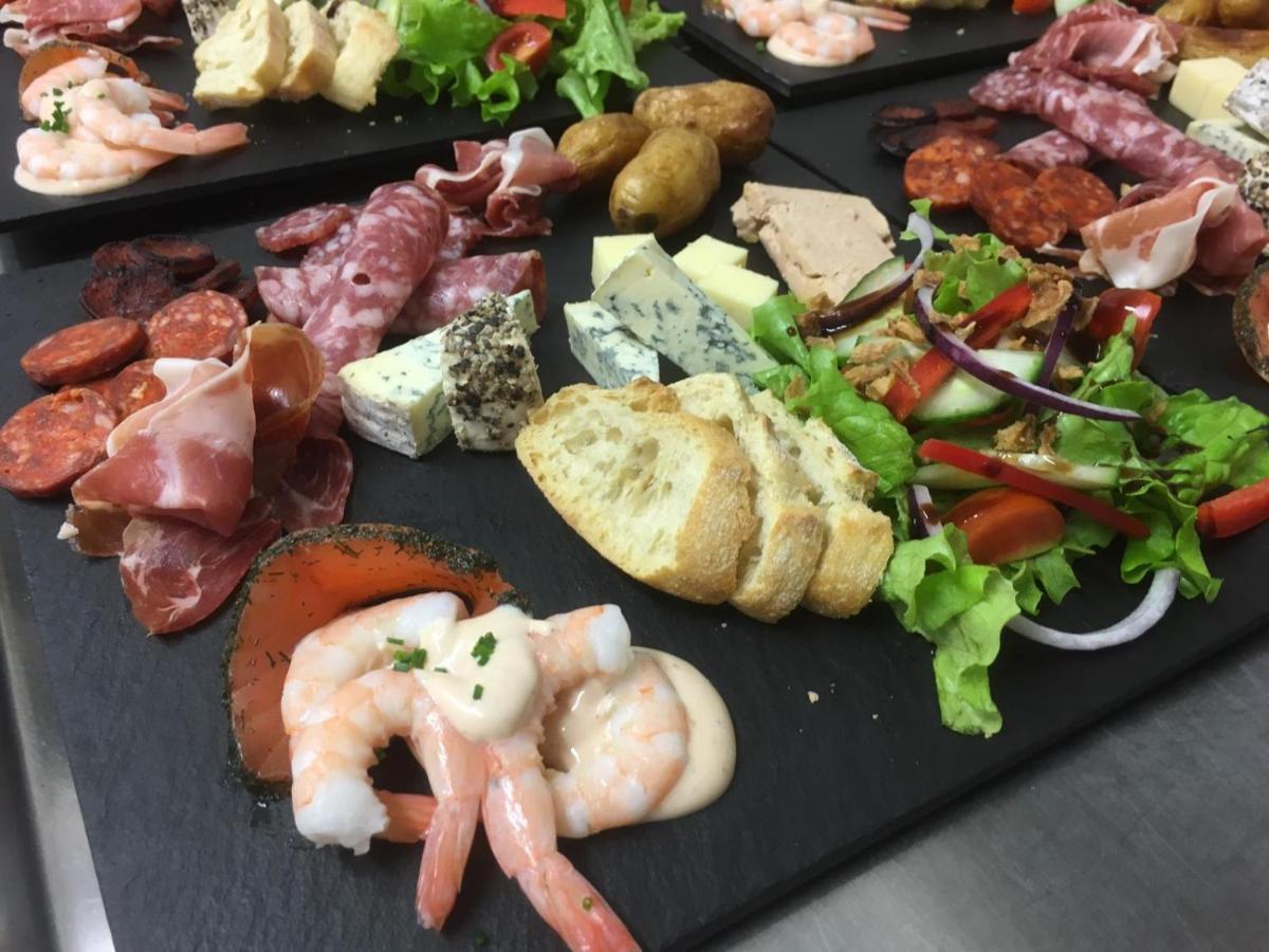 香格里拉源酒店 Saint-Pierre-d'Argencon 外观 照片